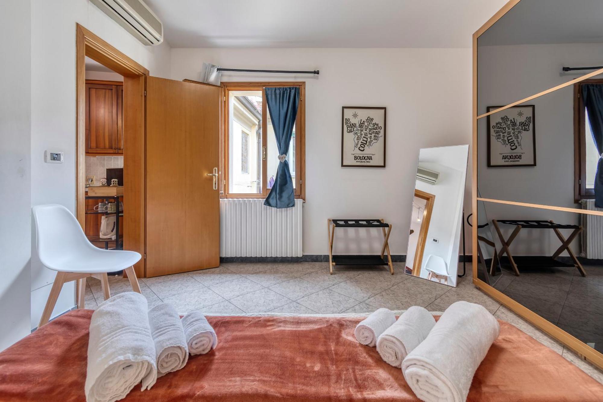 Cozy Apartment In The Heart Of Bologna Eksteriør billede
